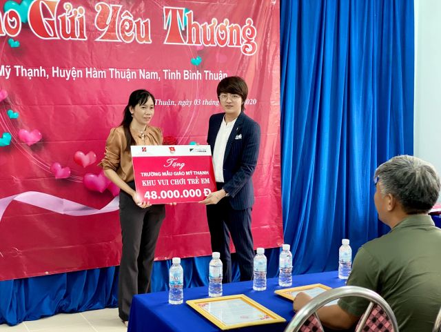 Thước Tầm Group cùng Agribank “trao gửi yêu thương” cho trẻ em và chiến sĩ vùng sâu, vùng xa tỉnh Bình Thuận